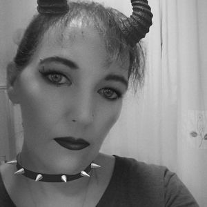 Meet your Posher, Jillian